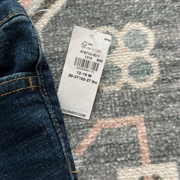 3 Pairs of Baby Jeans - Picture 8 of 14